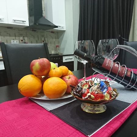טביליסי Spacious 2 Bedroom Apartment מראה חיצוני תמונה